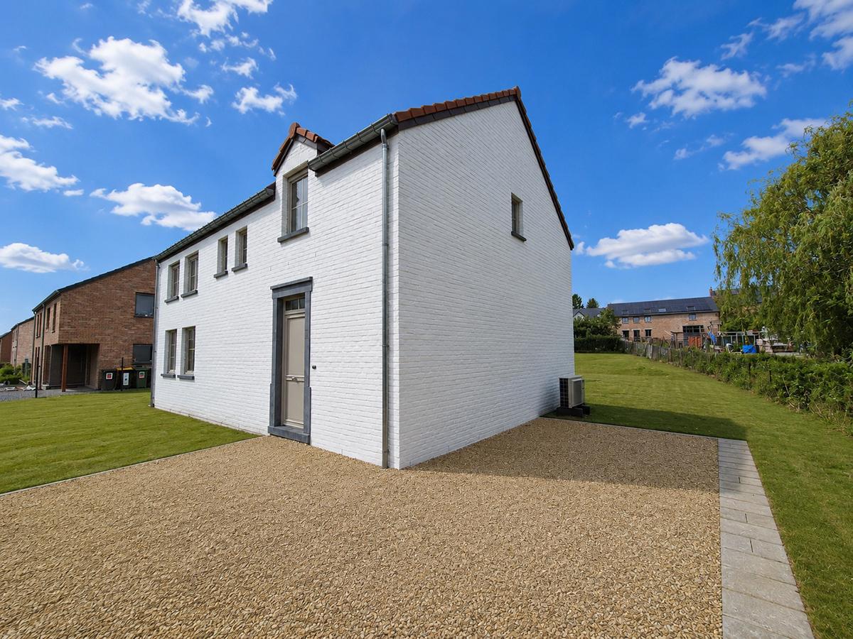 Maison prête à vivre à Geest-Gérompont - Lot 07