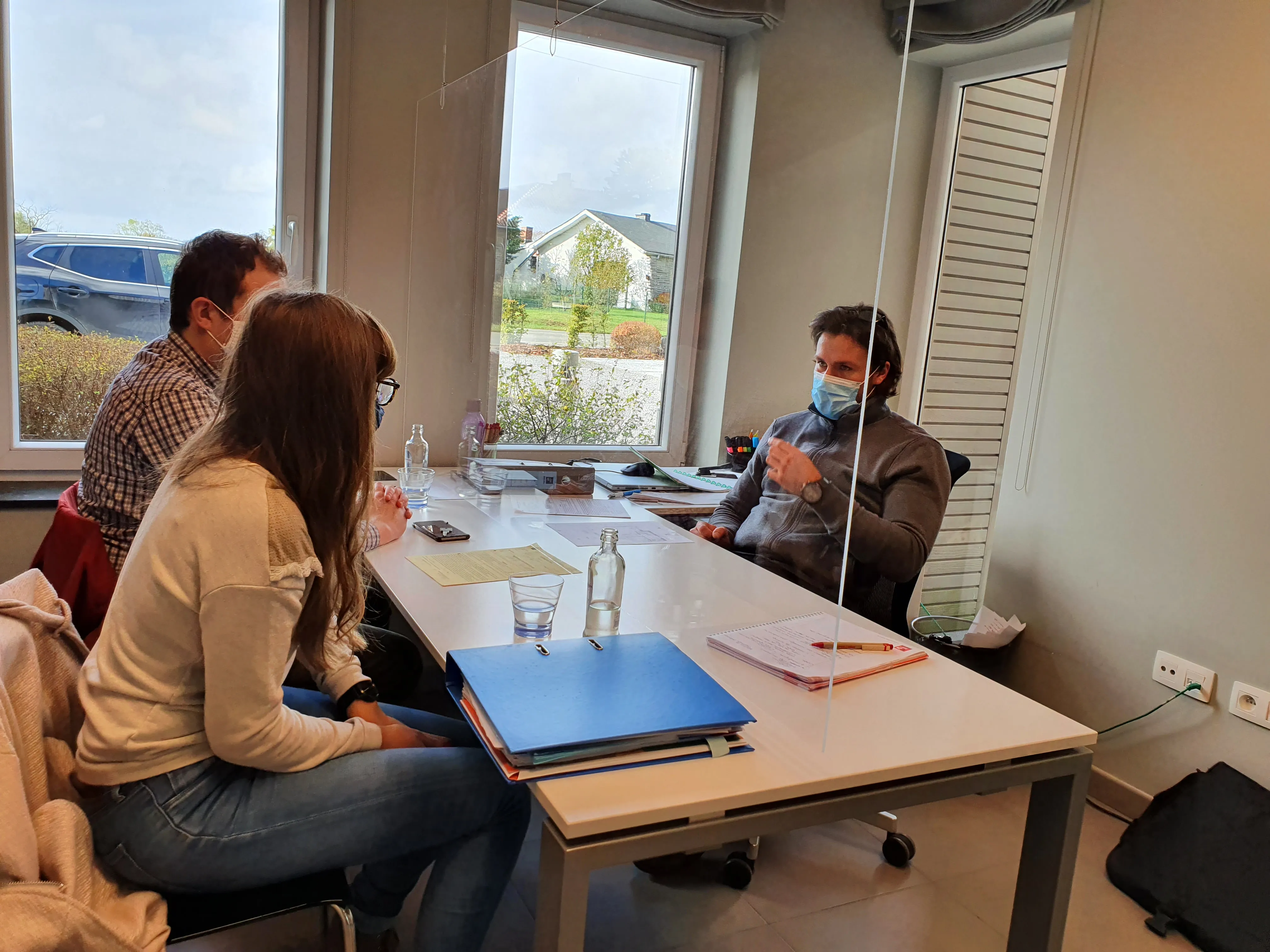 Immersion dans une réunion de démarrage chantier un peu spéciale
