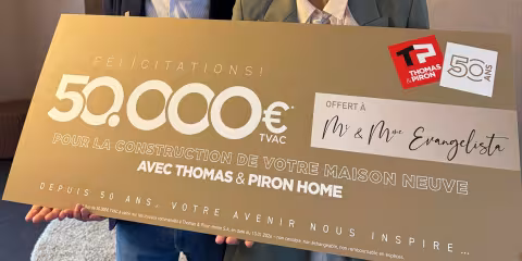 Stefano et Martina remportent 50 mille euros à l'occasion de l'anniversaire de Thomas et Piron